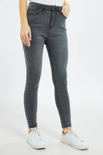 Load image into Gallery viewer, جينز رمادي بخصر متوسط للنساء