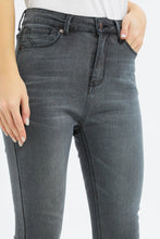 Load image into Gallery viewer, جينز رمادي بخصر متوسط للنساء