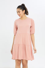 Load image into Gallery viewer, فستان سادة بطبقات باللون الوردي للنساء