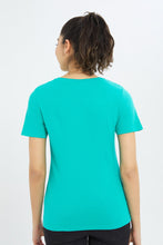 Load image into Gallery viewer, تيشيرت مطبوع باللون الأخضر للنساء
