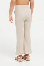 Load image into Gallery viewer, بنطلون واسع بأزرار باللون البيج للبنات الصغار