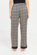 Load image into Gallery viewer, بنطلون بيجامة مطبوع باللون البني للنساء