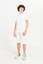 Load image into Gallery viewer, طقم كاجوال باللون الأبيض للأولاد الكبار (قطعتين)
