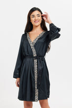 Load image into Gallery viewer, روب نوم باللون الأسود للنساء