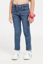 Load image into Gallery viewer, بنطلون جينز باللون الأزرق للبنات الصغار