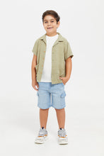 Load image into Gallery viewer, شورت دنيم أزرق للأولاد