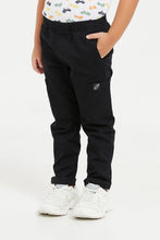 Load image into Gallery viewer, بنطلون سهل الإرتداء باللون الأسود للأولاد الصغار