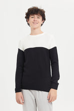 Load image into Gallery viewer, بلوفر شتوي باللون الأبيض والأسود للأولاد الكبار