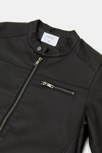 Load image into Gallery viewer, سترة جلدية للأولاد الكبار بسحاب أسود