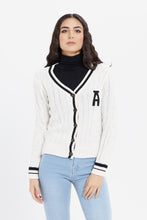 Load image into Gallery viewer, كارديجان محبوك باللون الكريمي للنساء