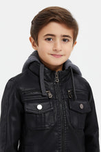 Load image into Gallery viewer, جاكيت بقبعة باللون الأسود للأولاد الصغار