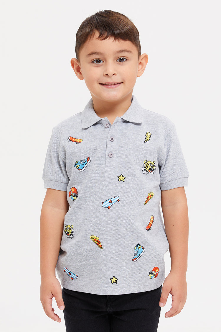 ت يشيرت بولو مطرز باللون الرمادي للأولاد الصغار