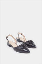 Load image into Gallery viewer, حذاء نسائي مفتوح من الخلف مزين بالورود باللون الأسود
