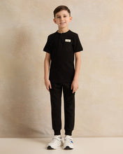 Load image into Gallery viewer, قميص بولو أسود بياقة ماندرين للأولاد
