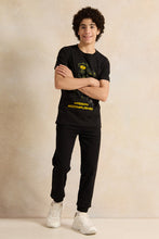 Load image into Gallery viewer, بنطال رياضي أسود أساسي للأولاد الكبار
