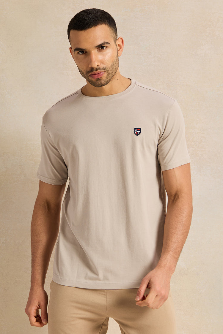 تي شيرت رجالي مطبوع باللون البيج