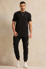 Load image into Gallery viewer, تي شيرت رجالي أسود مطبوع

