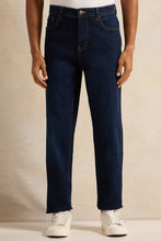 Load image into Gallery viewer, بنطلون جينز رجالي بقصّة مستقيمة باللون الأزرق الداكن
