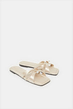 Load image into Gallery viewer, حذاء نسائي بكعب عالٍ باللون البيج
