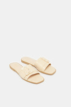 Load image into Gallery viewer, حذاء نسائي بكعب بيج اللون
