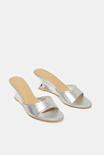 Load image into Gallery viewer, حذاء نسائي بكعب إسفيني فضي اللون
