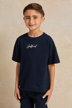 Load image into Gallery viewer, تي شيرت جاكار أزرق داكن للأولاد
