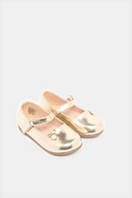 Load image into Gallery viewer, حذاء باليه ذهبية لؤلؤية للبنات الرضع
