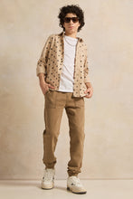 Load image into Gallery viewer, بنطال رياضي بني للأولاد الكبار
