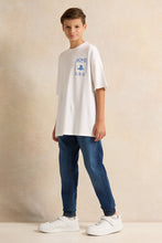 Load image into Gallery viewer, بنطال رياضي جينز أزرق داكن سهل الارتداء للأولاد الكبار
