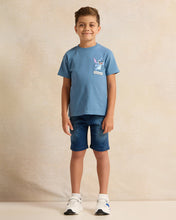 Load image into Gallery viewer, شورت جينز باللون الأزرق للأولاد الصغار
