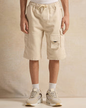 Load image into Gallery viewer, شورت كارغو بجيوب بيج للأولاد الكبار
