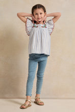 Load image into Gallery viewer, غزل مصبوغ مع بلوزة مطرزة: أبيض:
