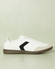 Load image into Gallery viewer, حذاء رياضي رجالي أبيض اللون مصنوع من مادة متعددة
