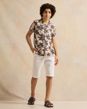 Load image into Gallery viewer, قميص بيج مطبوع للأولاد الكبار
