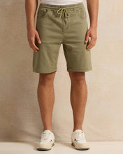 Load image into Gallery viewer, شورت جينز أخضر للرجال
