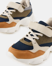 Load image into Gallery viewer, أحذية رياضية مكتنزة ذات ألوان متعددة
