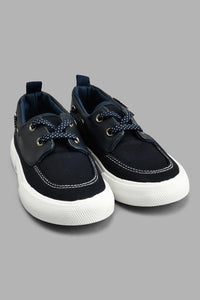 Navy Slip-On Plimsoll حذاء باللون الكحلي سهل الارتداء