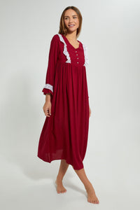 Maroon Plain Nightgown With Lace فستان نوم طويل باللون الأحمر الداكن بدانتيل