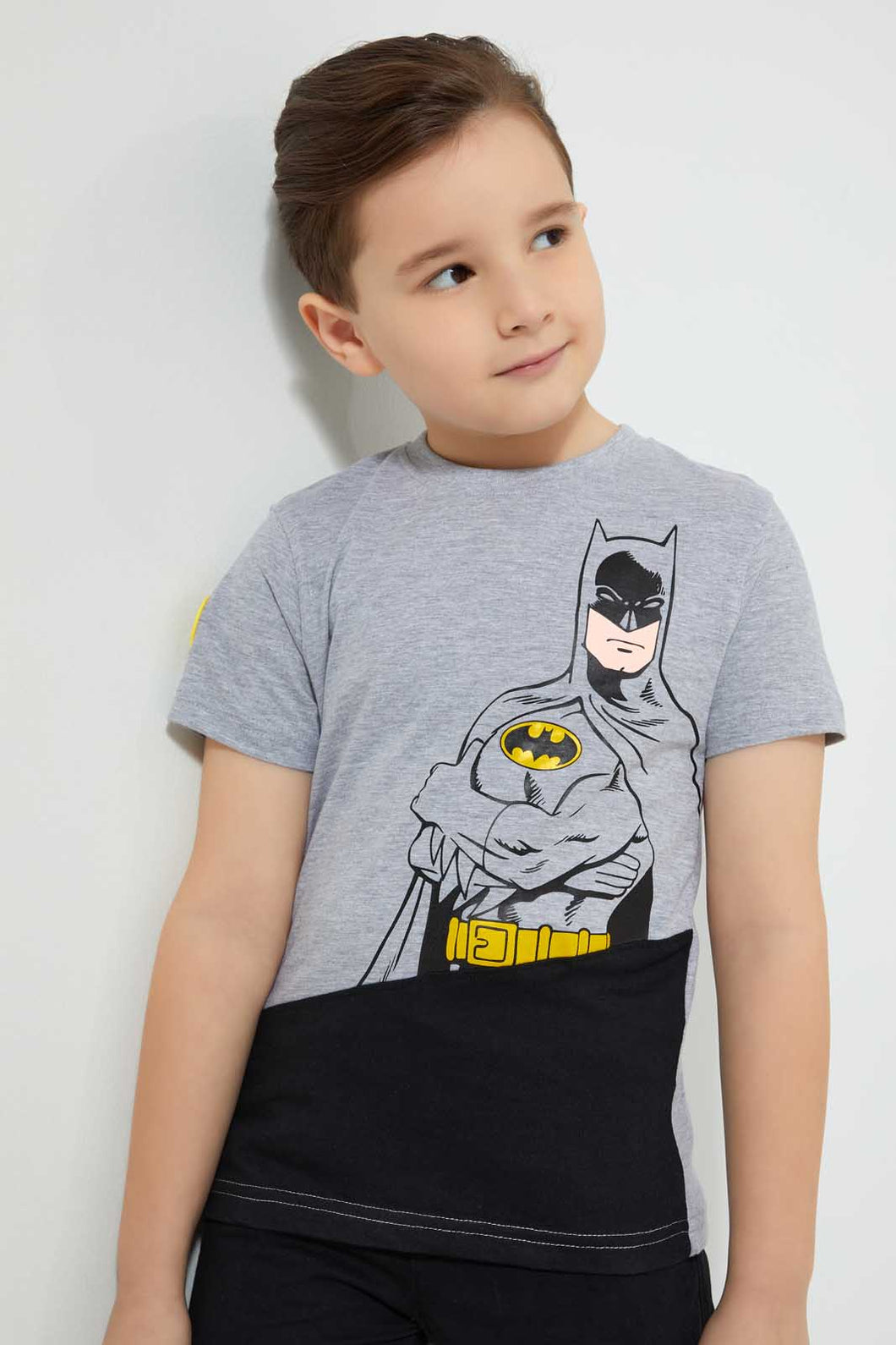 Grey Batman T-Shirt تيشيرت باتمان باللون الرمادي