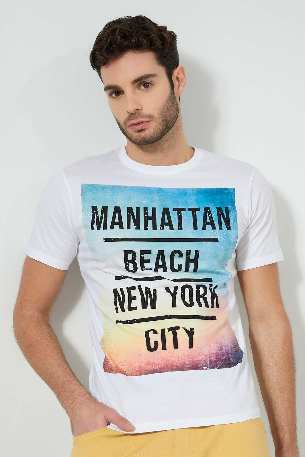 White Manhattan T-Shirt تيشيرت أبيض بطبعة منهاتن