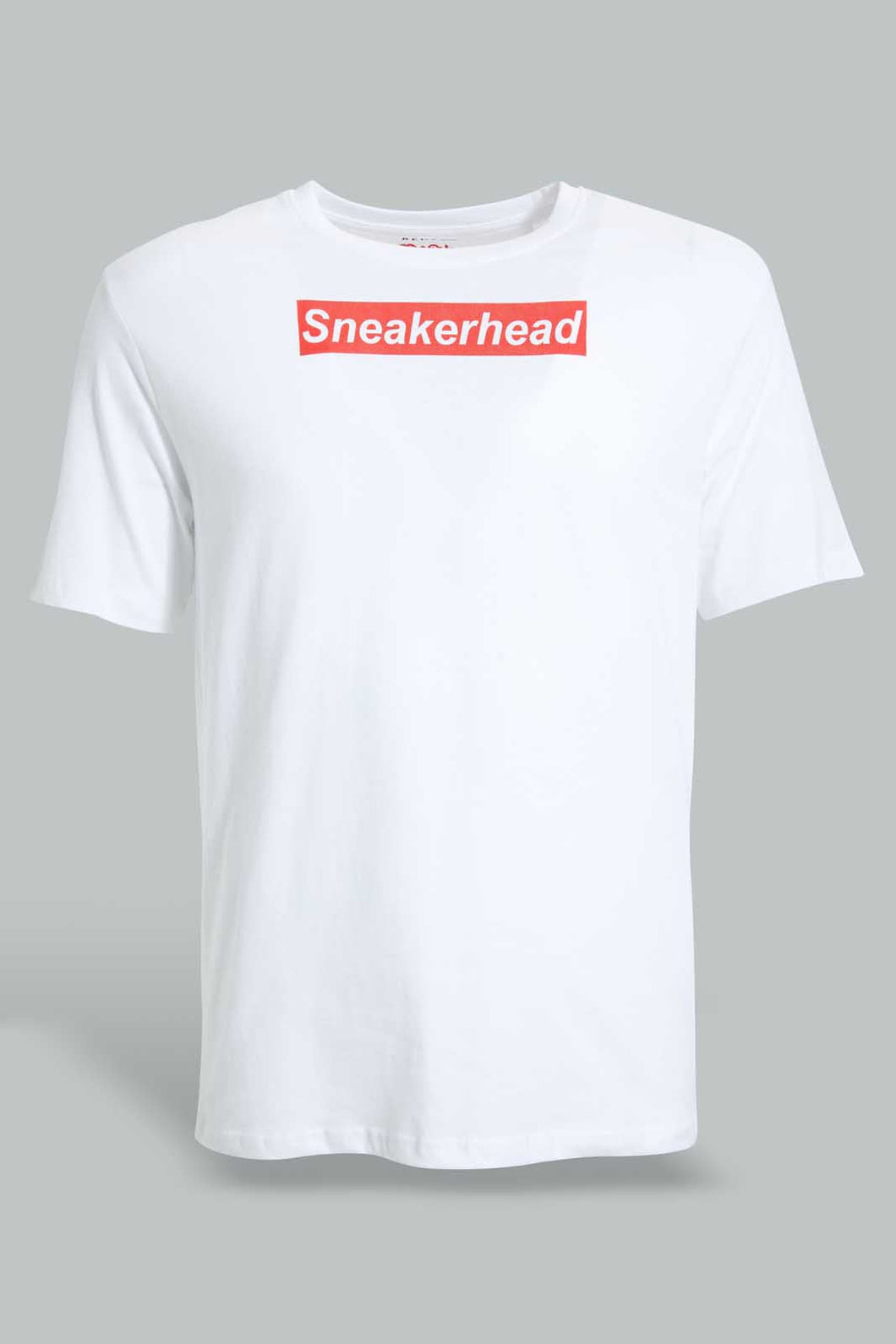 White Sneakerhead T-Shirt For Men تيشيرت مطبوع باللون الأبيض للرجال