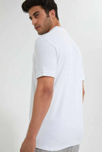 Load image into Gallery viewer, White Polo Shirt With Chest Logo قميص بولو باللون الأبيض بطبعة لوجو
