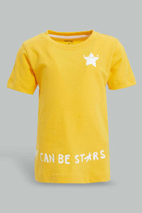 Mustard Star Short Sleeved T-Shirt For Baby Boys تيشيرت باللون الأصفر الداكن بأكمام قصيرة بطبعة للأولاد الرضع