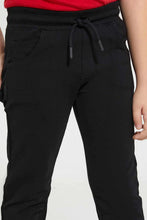 Load image into Gallery viewer, Black Chino Trouser بنطلون تشينو باللون الأسود

