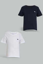 Load image into Gallery viewer, Black And White Solid T-Shirt For Baby Boys (Pack of 2) تيشيرت سادة باللون الأسود والأبيض للأولاد الرضع (قطعتين)
