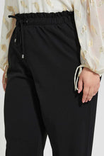 Load image into Gallery viewer, Black Jogger Trouser بنطلون بخصر مطاطي باللون الأسود
