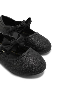 حذاء باليرينا باللون الاسود بفيونكة للبنات الصغار