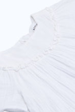 Load image into Gallery viewer, فستان باللون الأبيض لحديثي الولادة
