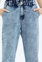 Load image into Gallery viewer, بنطلون جينز واسع باللون الأزرق للنساء
