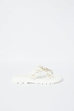 Load image into Gallery viewer, صندل مفتوح باللون الأبيض للبنات الكبار
